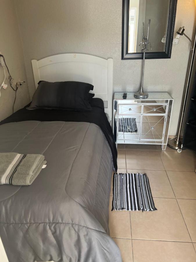 Bedroom Private Miami Exterior photo